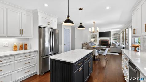 389 Huckleberry Hill Road Avon CT 06001