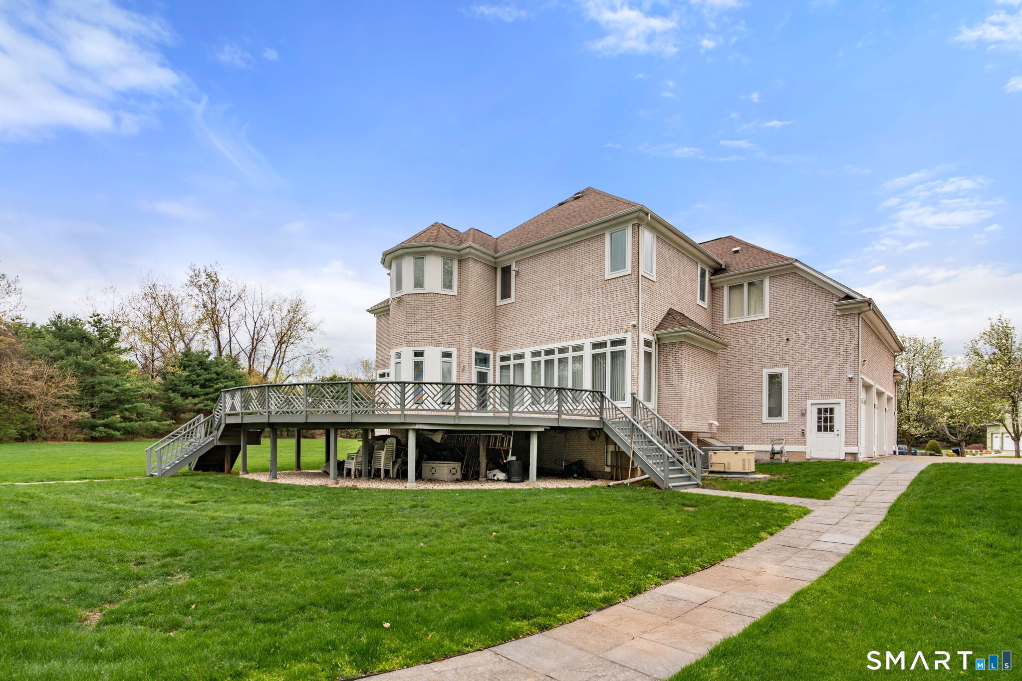 10 Faldu Road Windsor CT 06095