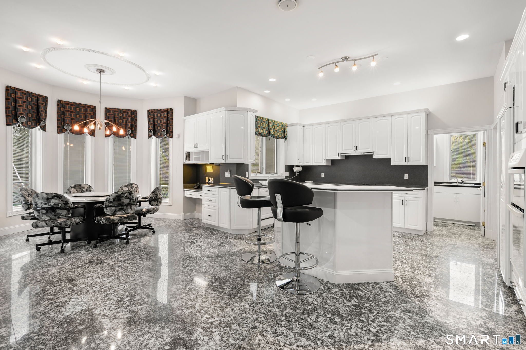 10 Faldu Road Windsor CT 06095