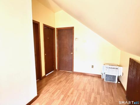 24 Byron Avenue Ansonia CT 06401