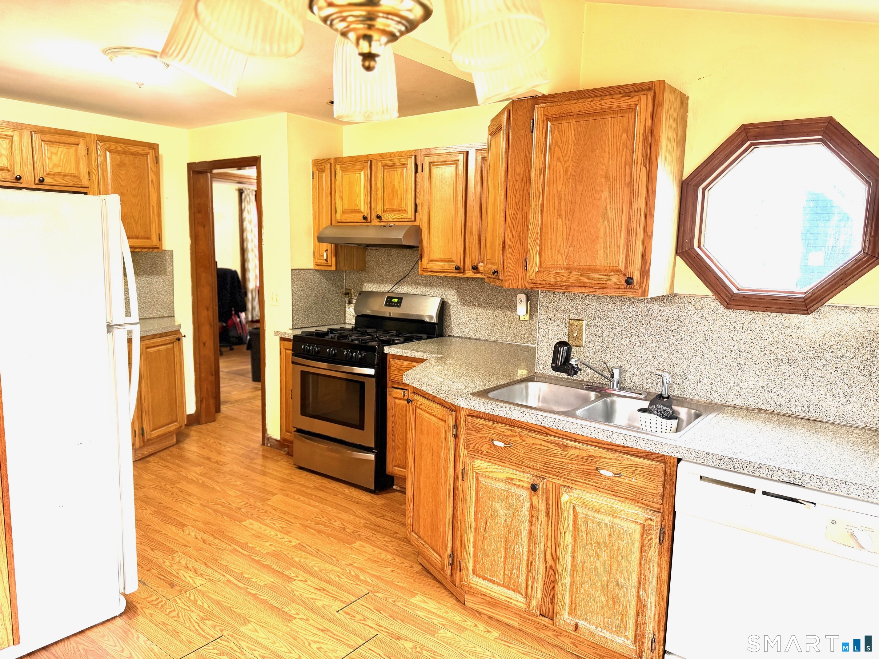 24 Byron Avenue Ansonia CT 06401