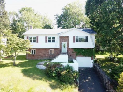 107 Chipper Road Waterbury CT 06704