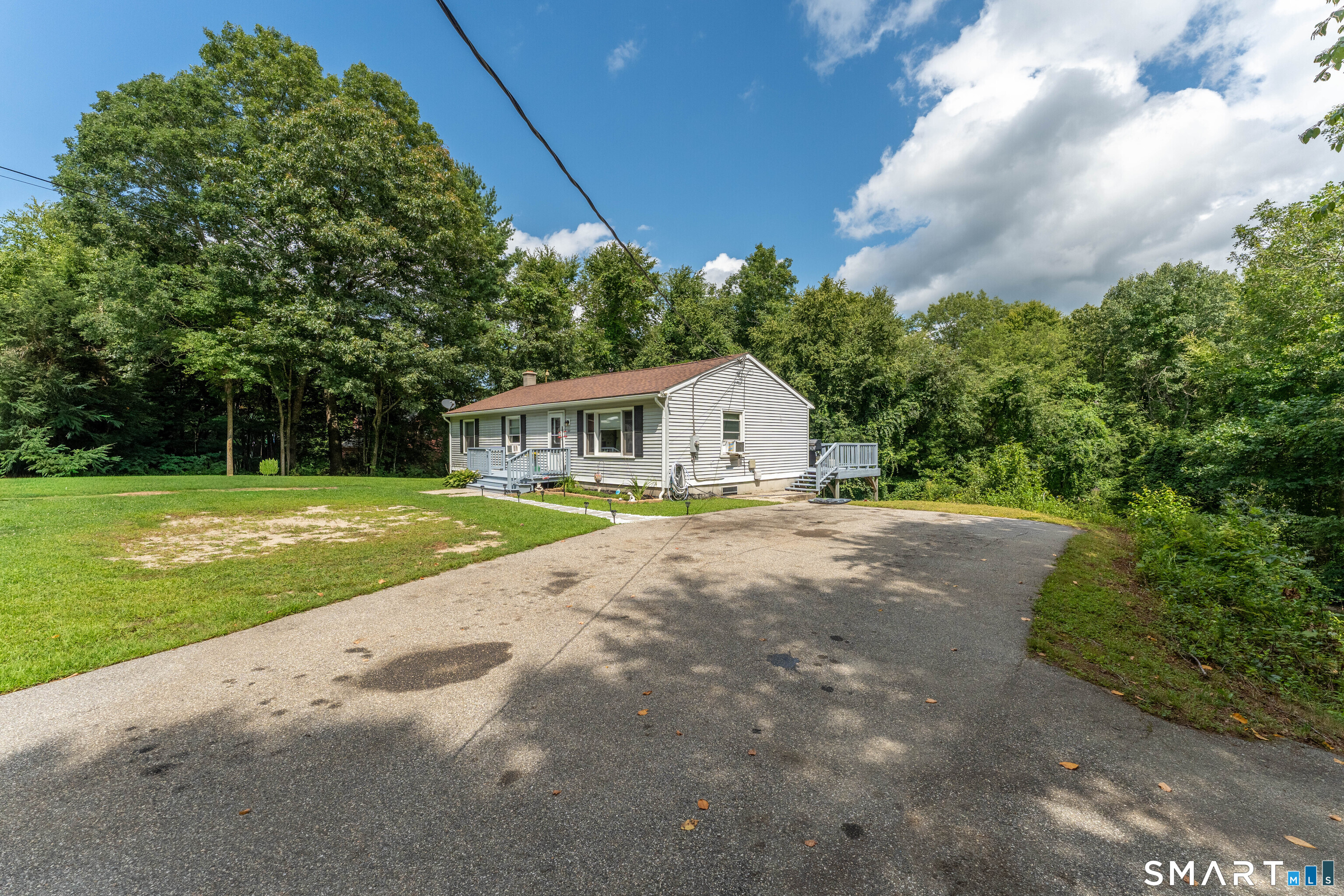 164 Tripp Hollow Road Brooklyn CT 06234