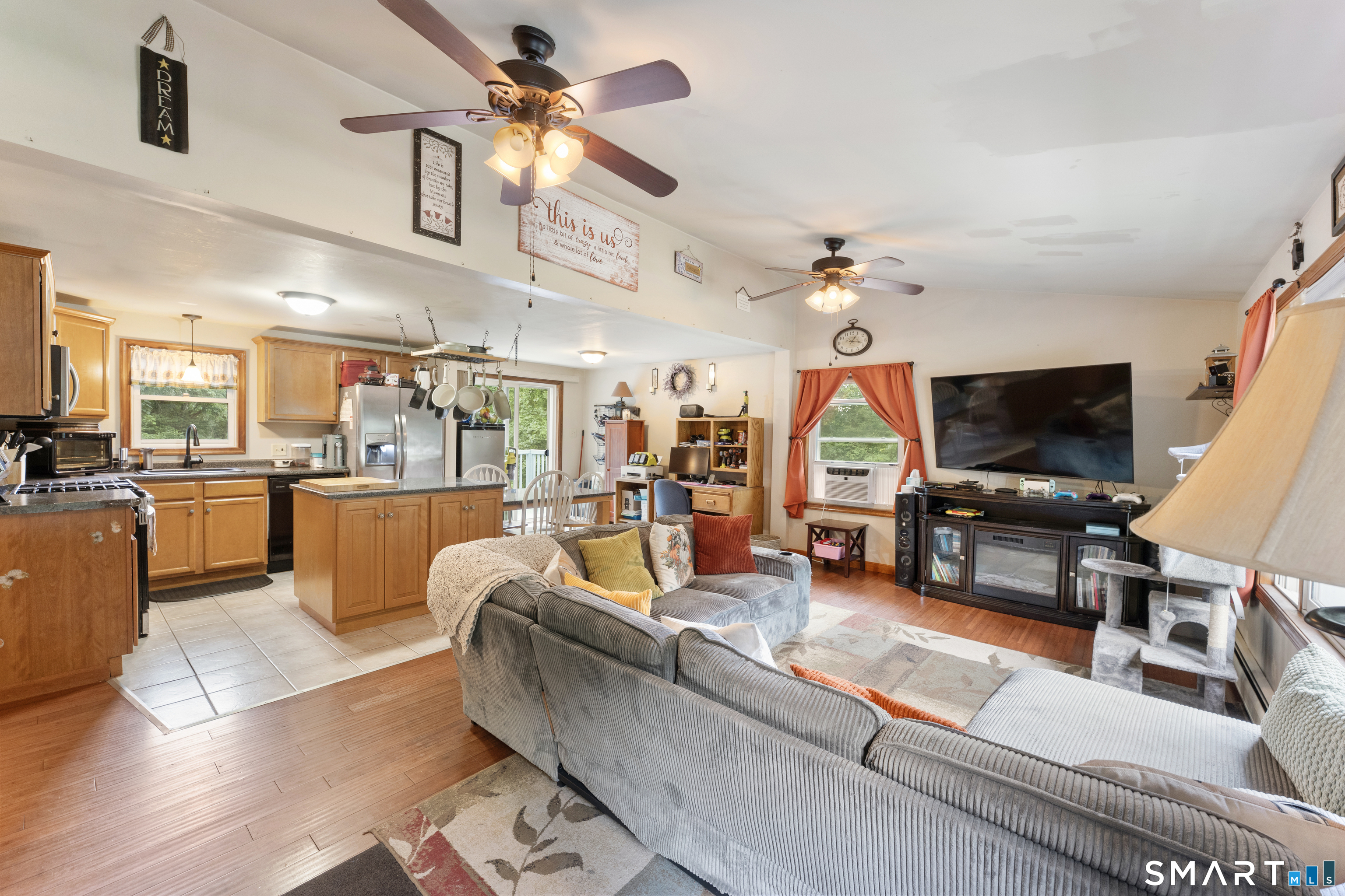 164 Tripp Hollow Road Brooklyn CT 06234