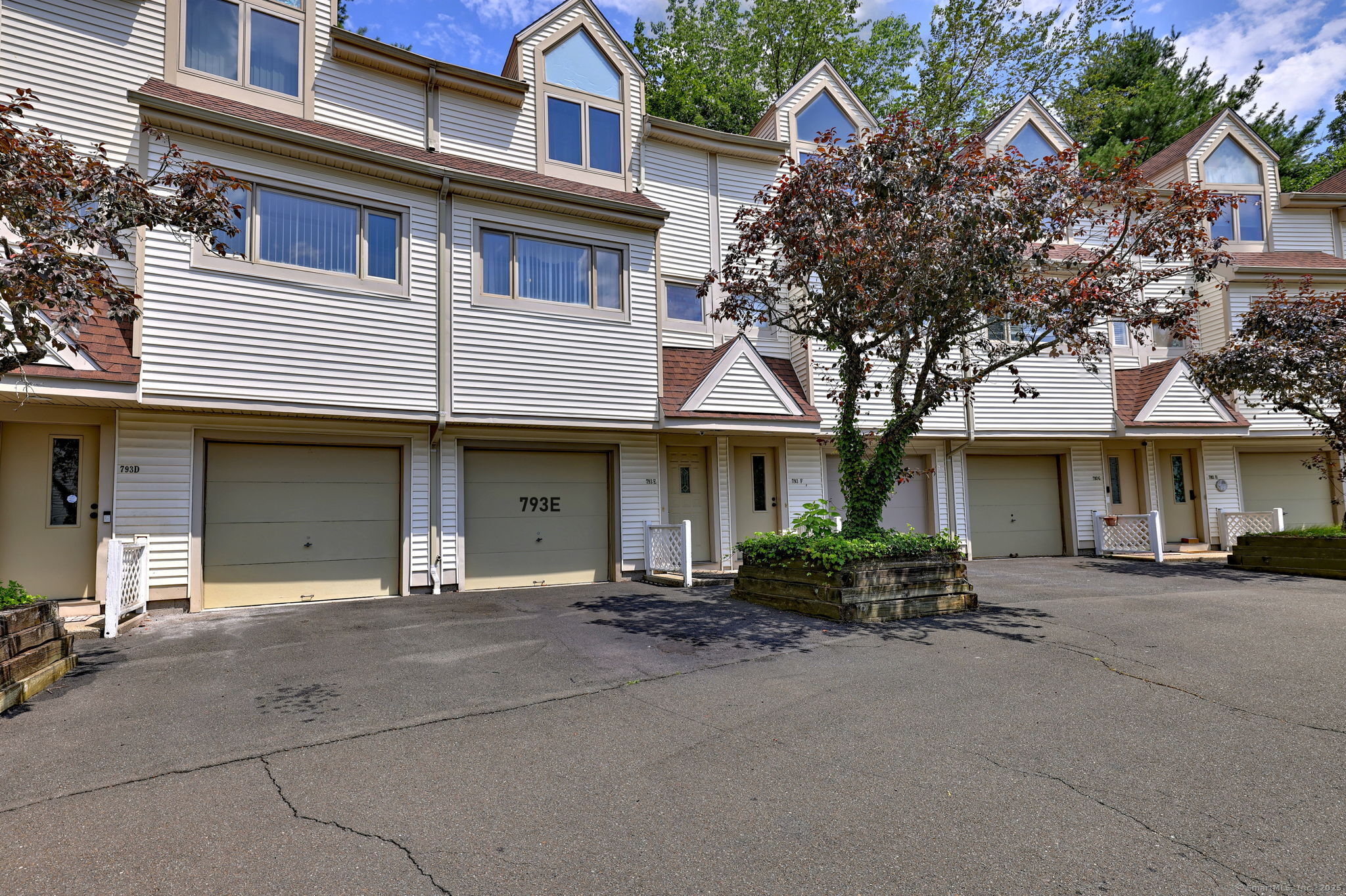 793 West Main Street Meriden CT 06451