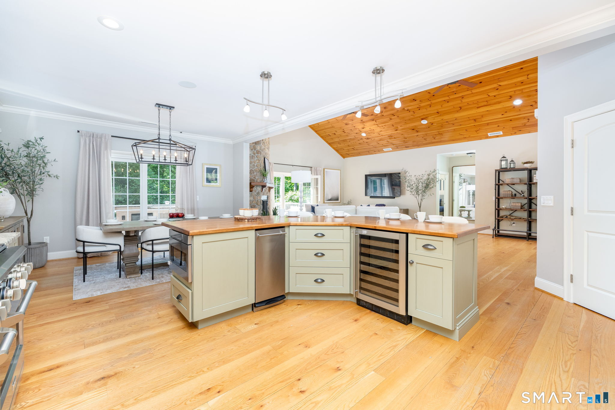 60 Buck Road Hebron CT 06231