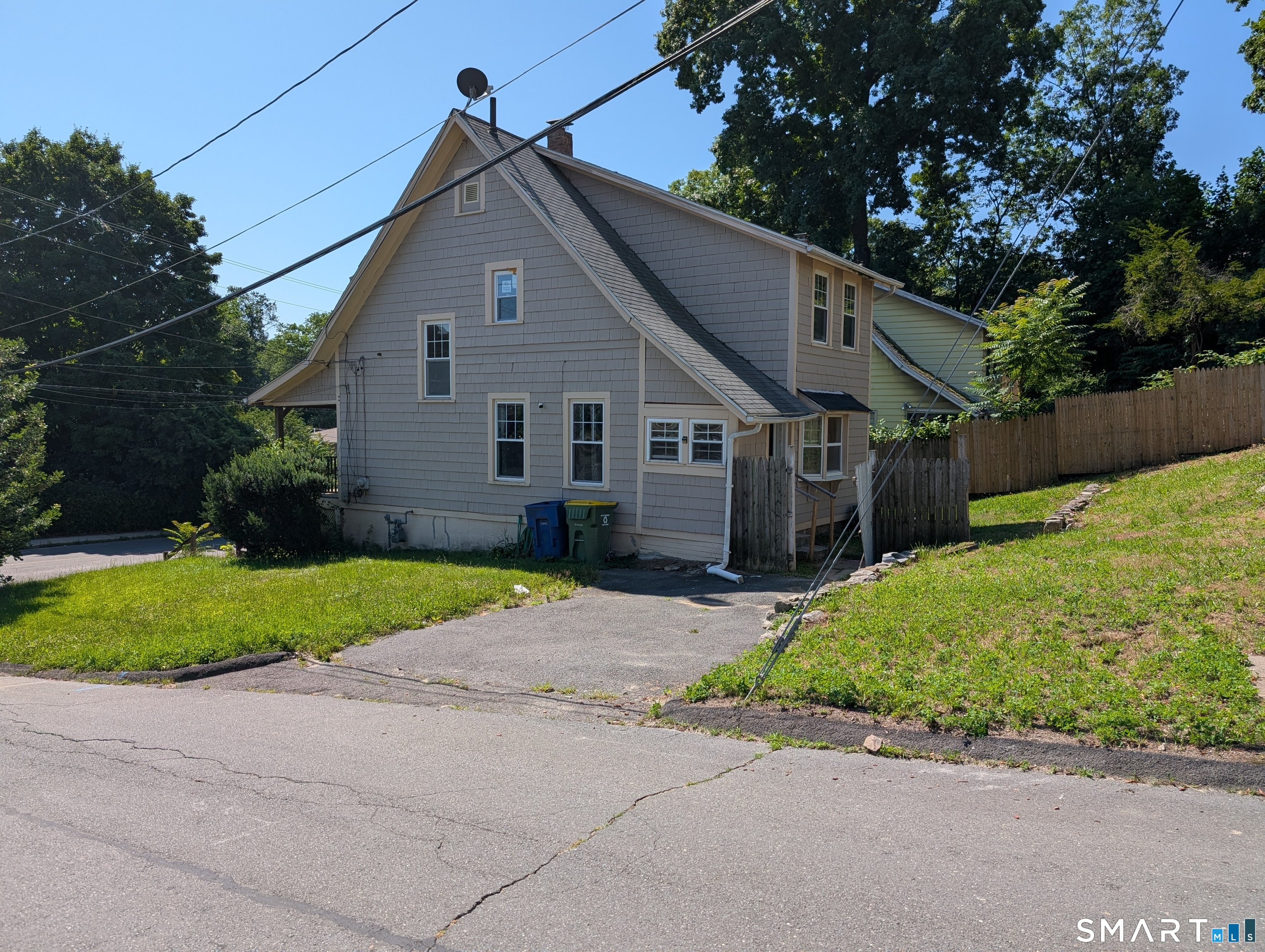 651 Cooke Street Waterbury CT 06708