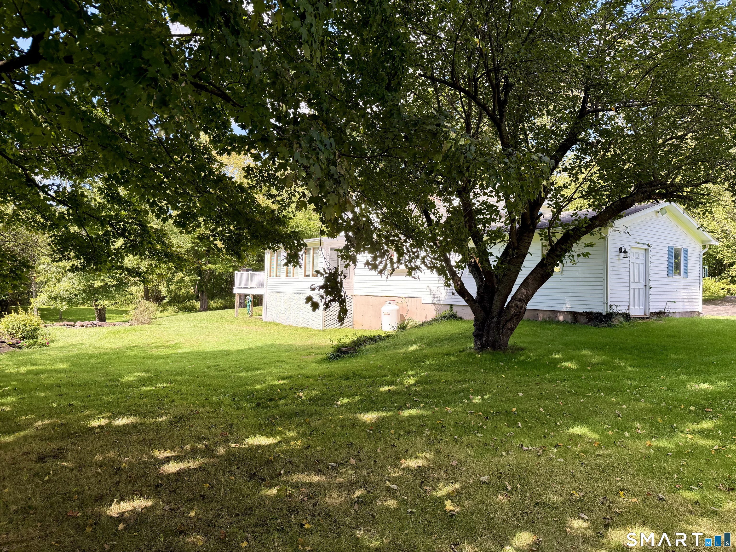 1823 Mountain Road Suffield CT 06093