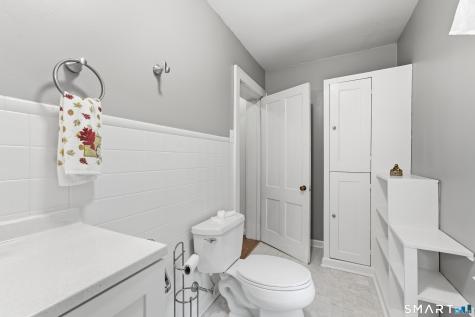 1823 Mountain Road Suffield CT 06093