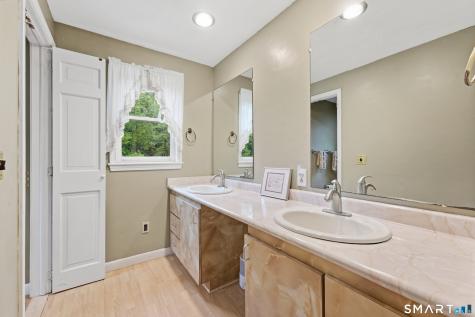 1823 Mountain Road Suffield CT 06093