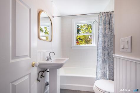 6 Hillsdale Avenue Ridgefield CT 06877