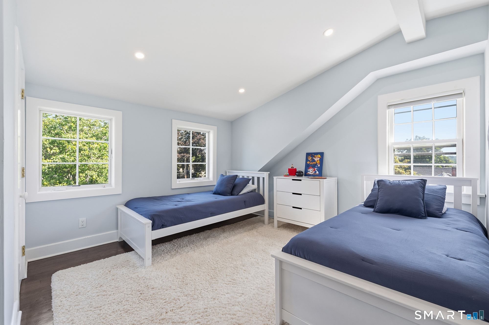 6 Hillsdale Avenue Ridgefield CT 06877