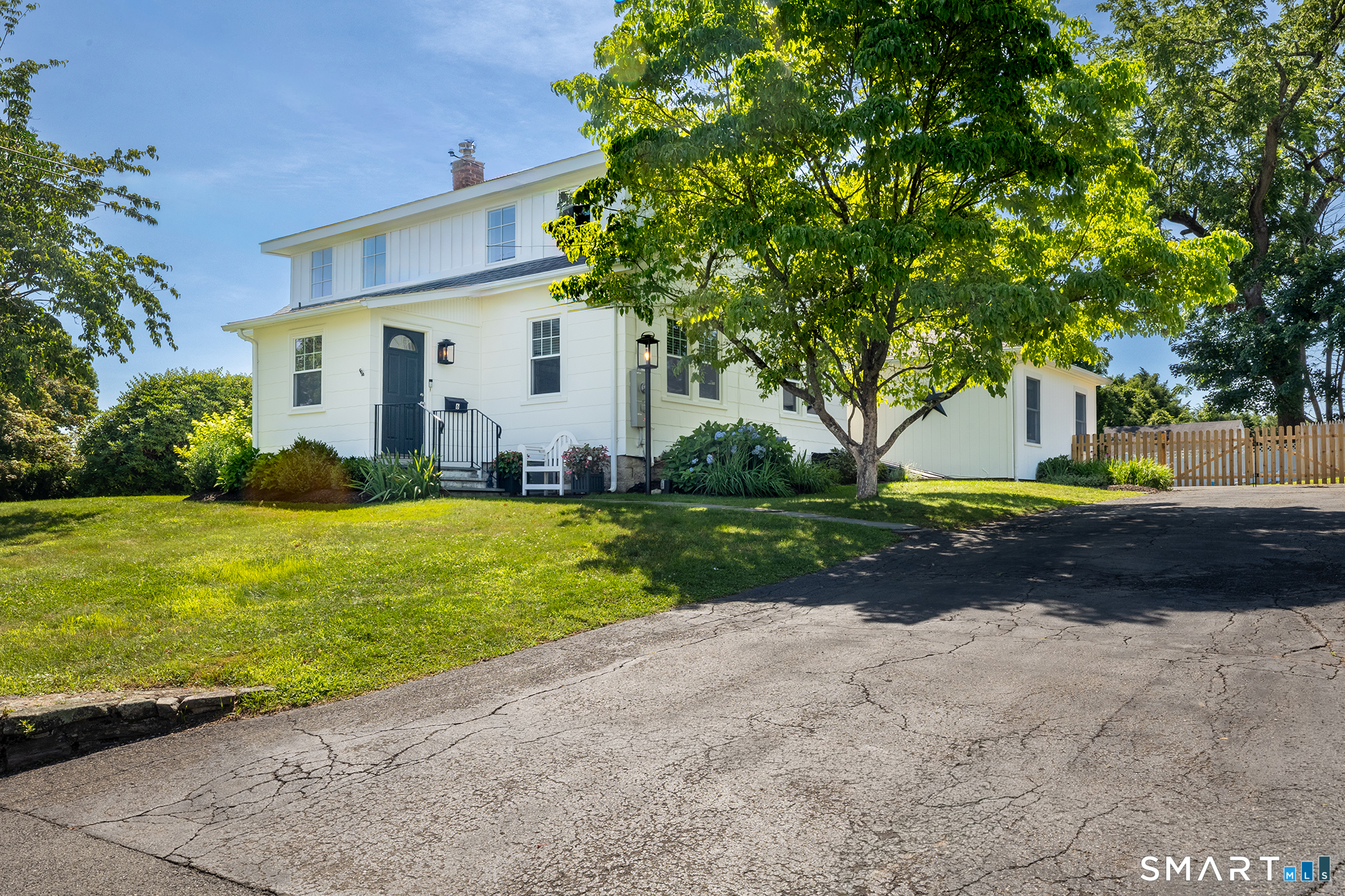 6 Hillsdale Avenue Ridgefield CT 06877