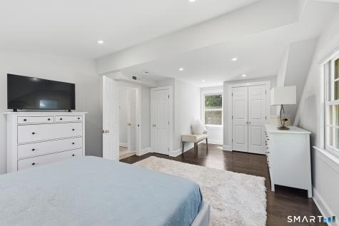 6 Hillsdale Avenue Ridgefield CT 06877
