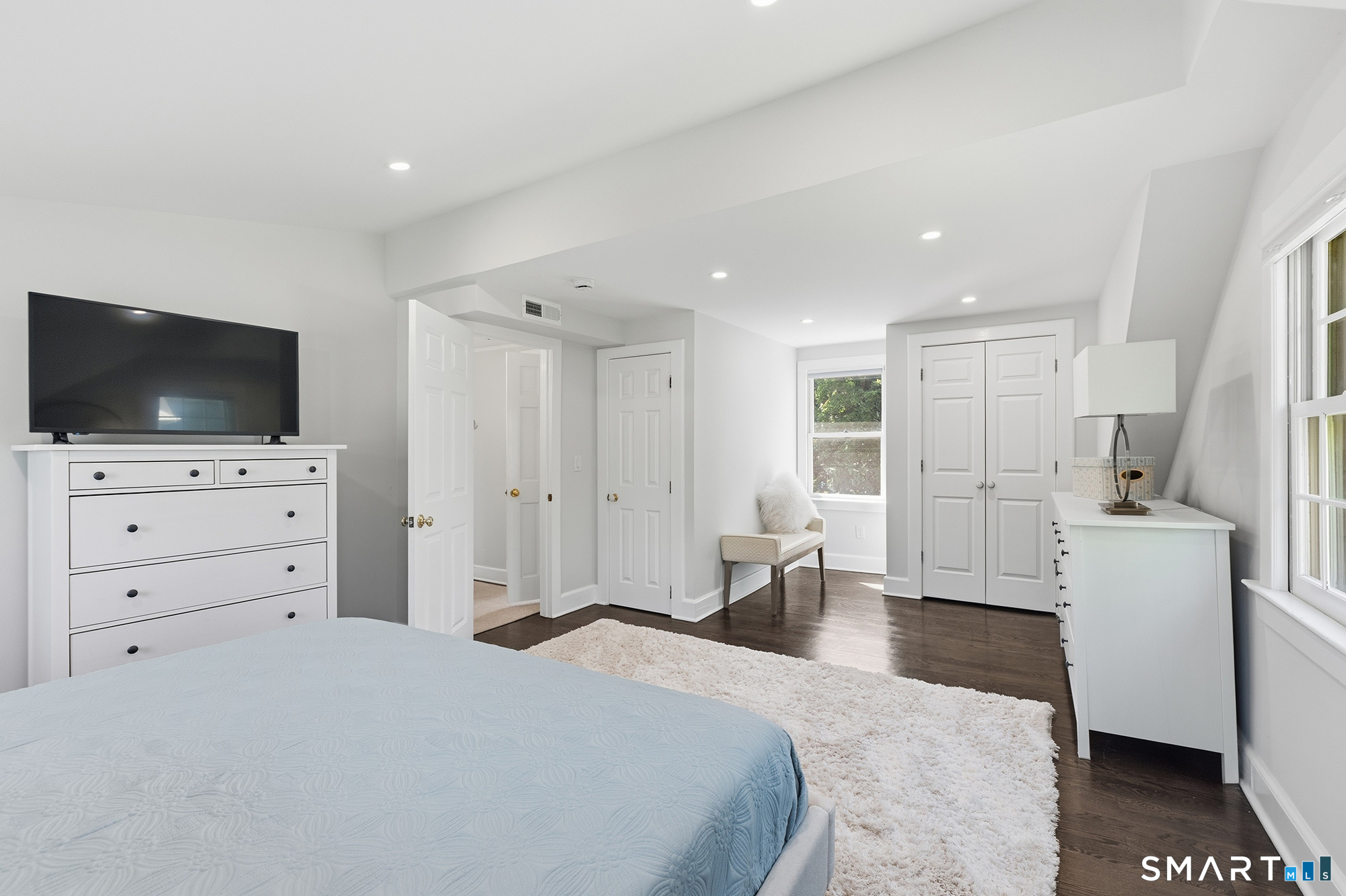 6 Hillsdale Avenue Ridgefield CT 06877