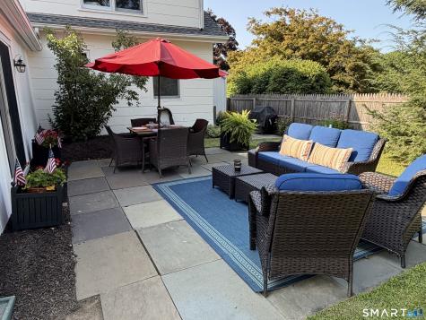 6 Hillsdale Avenue Ridgefield CT 06877