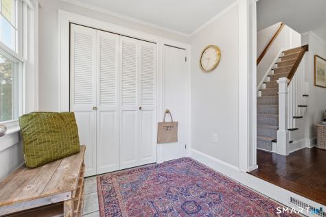 6 Hillsdale Avenue Ridgefield CT 06877