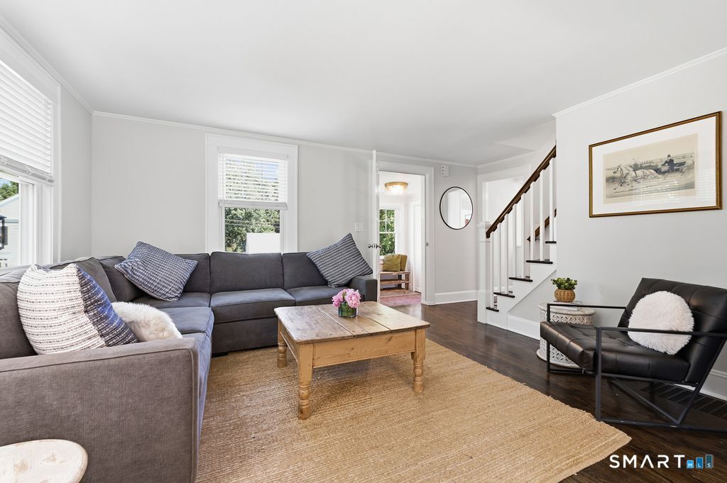 6 Hillsdale Avenue Ridgefield CT 06877