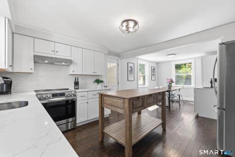 6 Hillsdale Avenue Ridgefield CT 06877