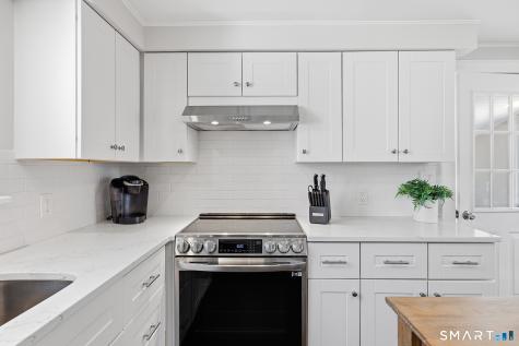 6 Hillsdale Avenue Ridgefield CT 06877