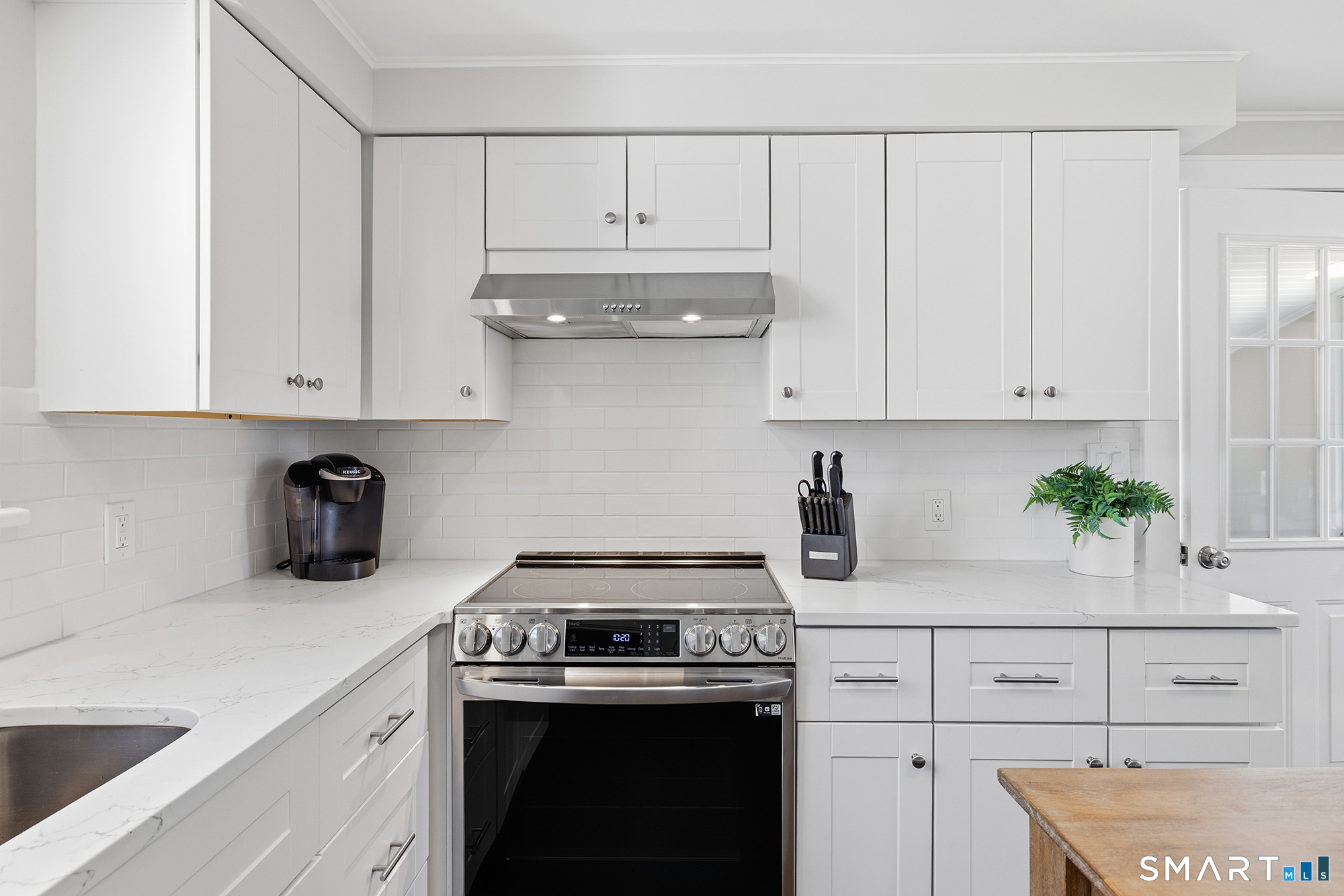 6 Hillsdale Avenue Ridgefield CT 06877