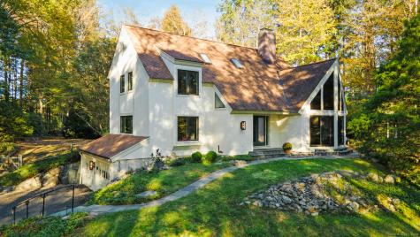 34 Echo Valley Road Newtown CT 06470