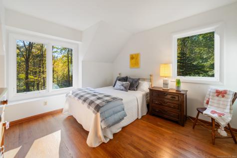 34 Echo Valley Road Newtown CT 06470