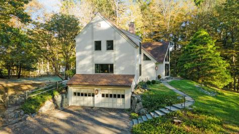 34 Echo Valley Road Newtown CT 06470