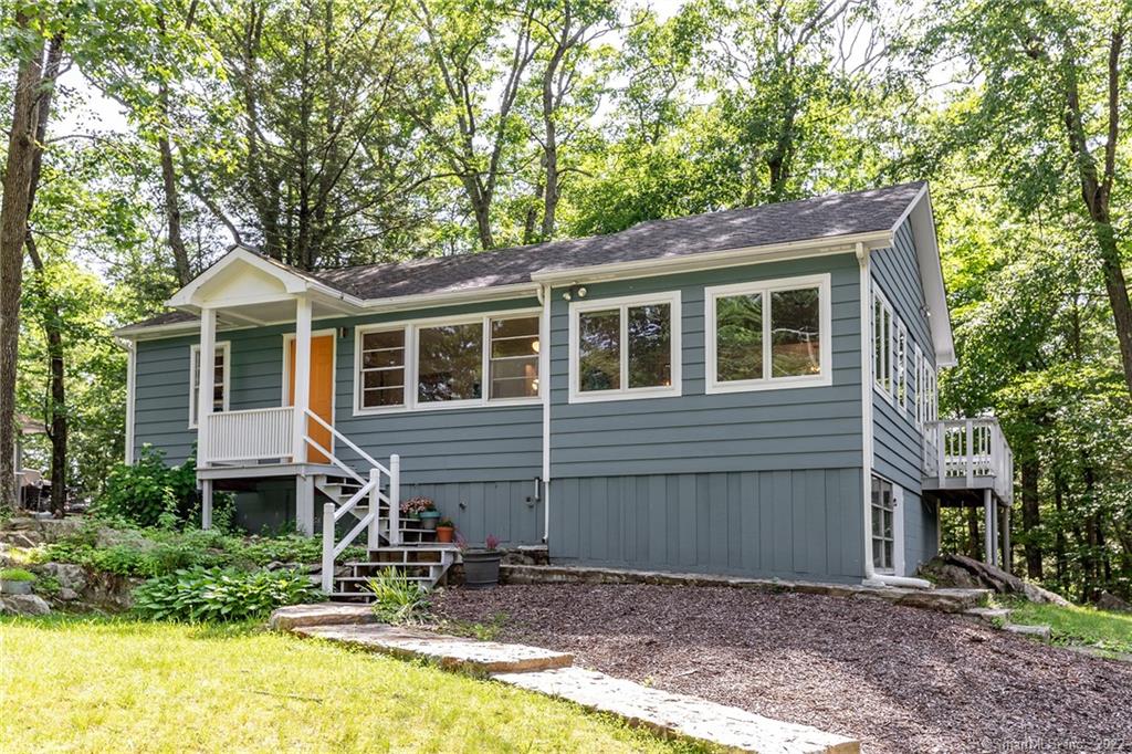 18 Paul Street Danbury CT 06810