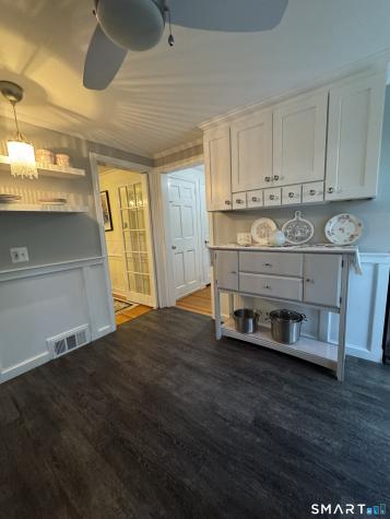 34 Cobbs Road West Hartford CT 06107