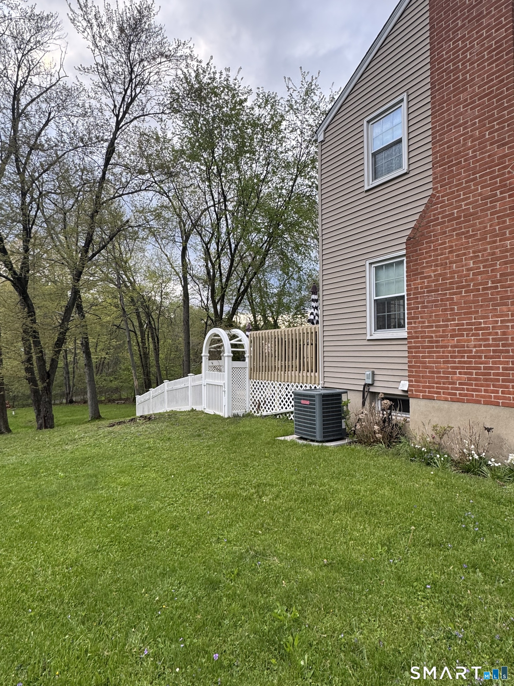 34 Cobbs Road West Hartford CT 06107