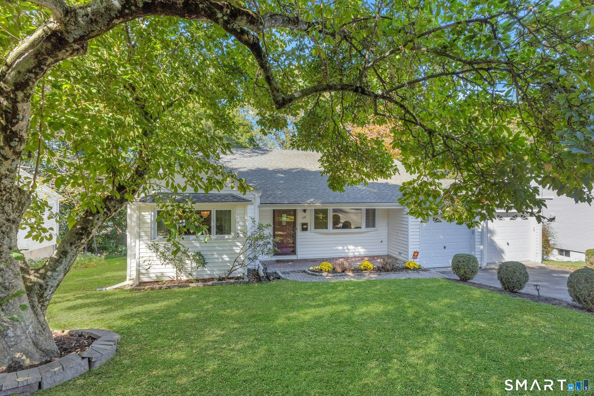 137 Wood Ridge Drive Stamford CT 06905
