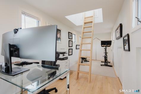 63 Neptune Avenue Norwalk CT 06854