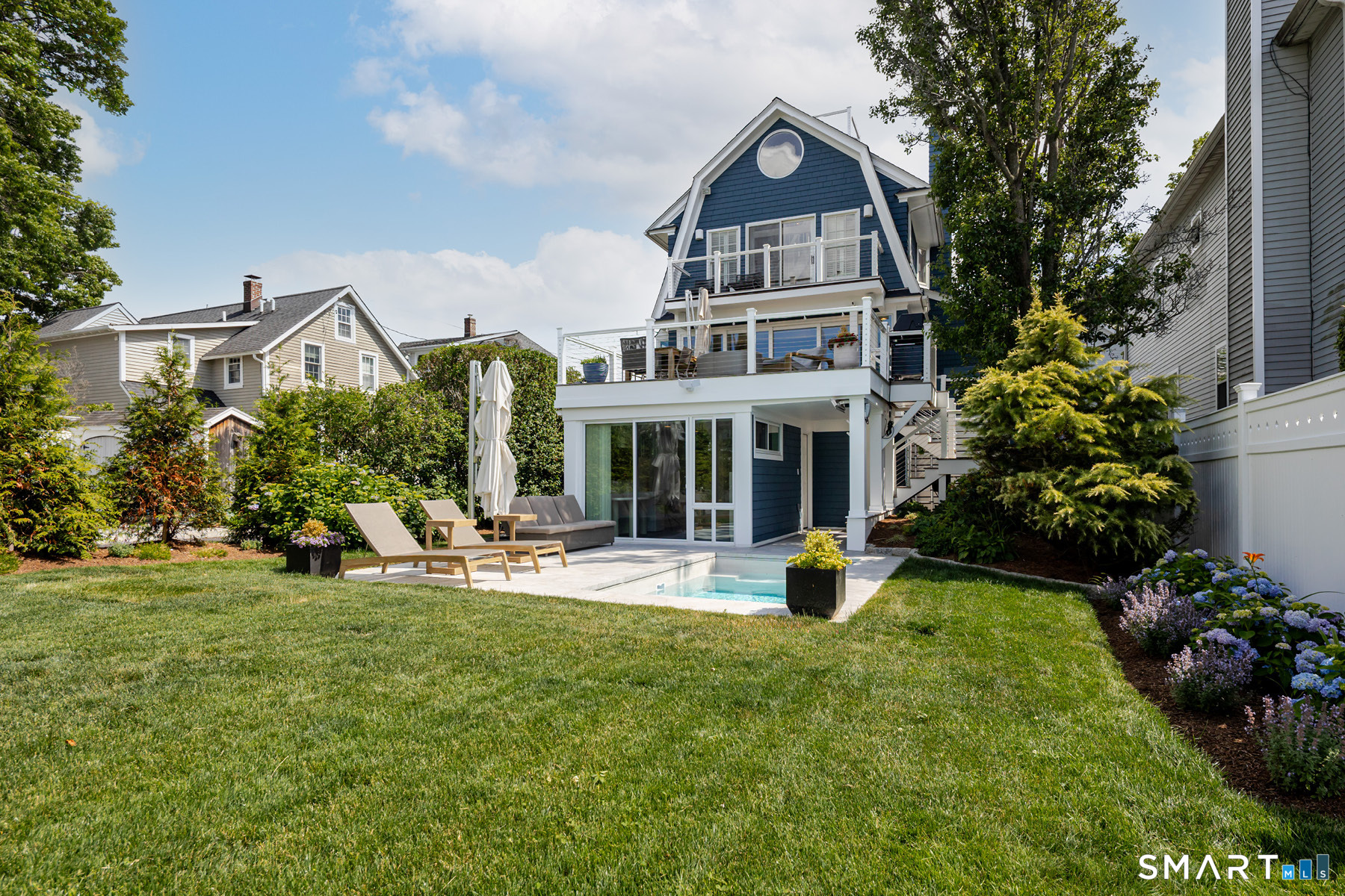 63 Neptune Avenue Norwalk CT 06854