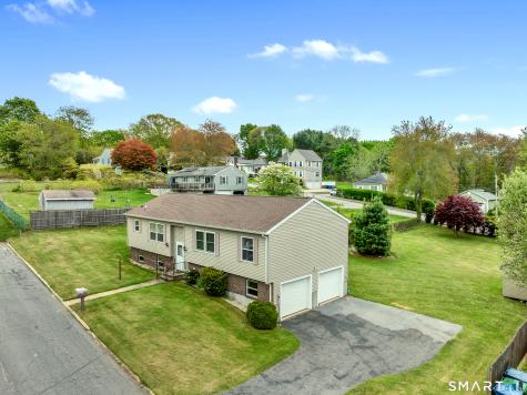 37 Third Avenue Waterford CT 06385