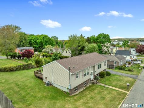 37 Third Avenue Waterford CT 06385