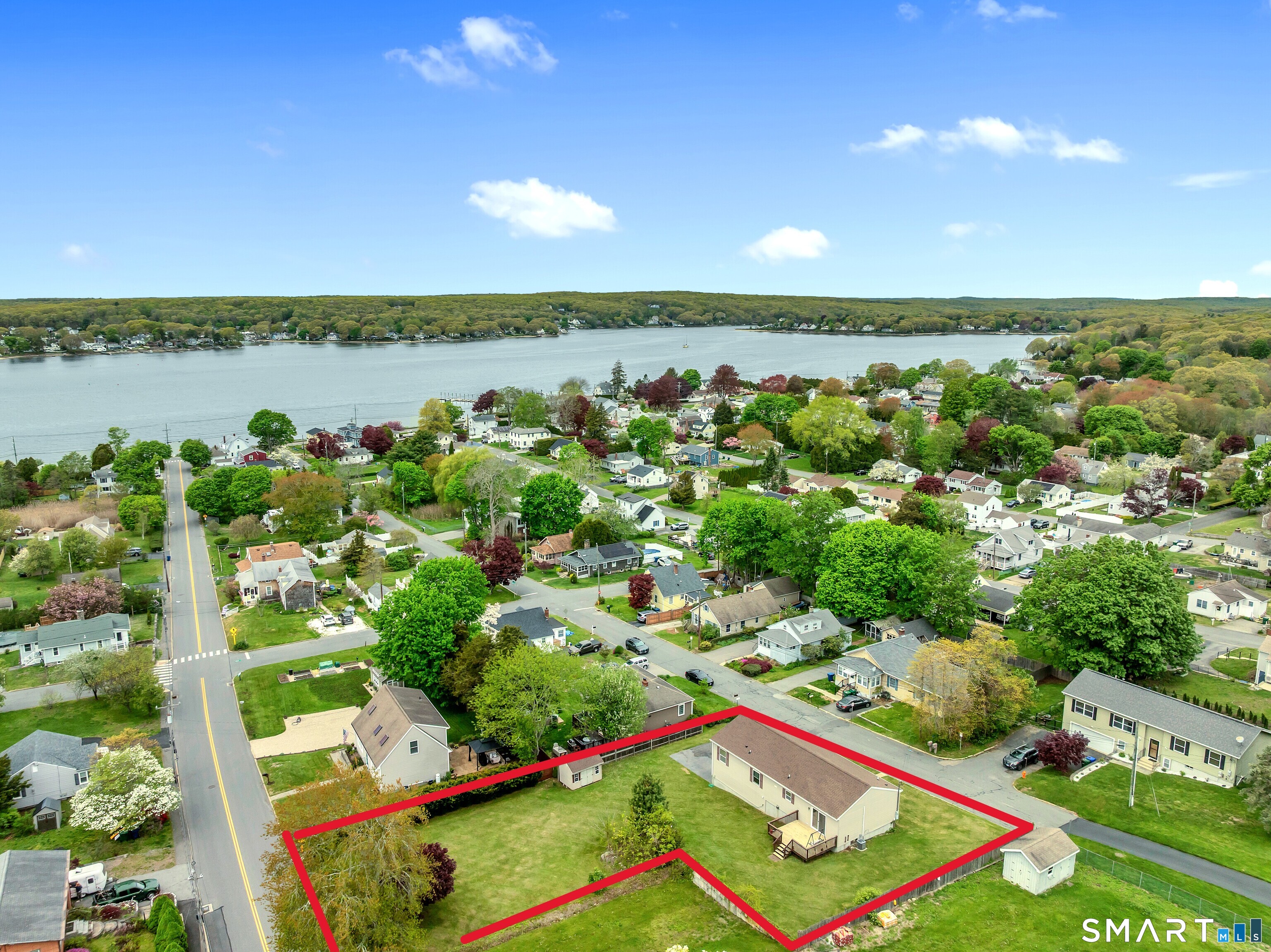 37 Third Avenue Waterford CT 06385