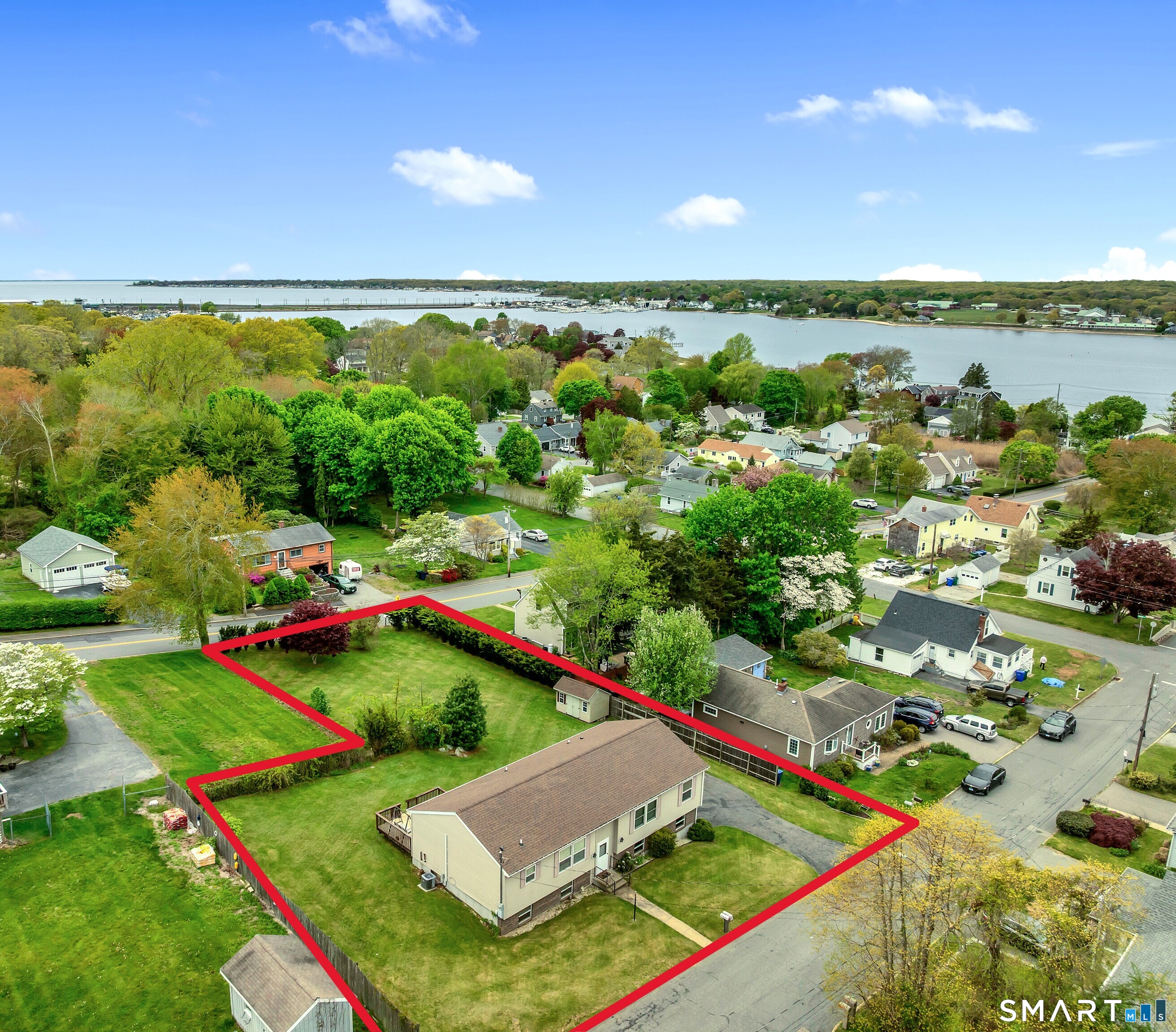 37 Third Avenue Waterford CT 06385