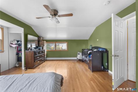 104 Oakdale Street Bridgeport CT 06606