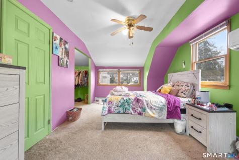 104 Oakdale Street Bridgeport CT 06606