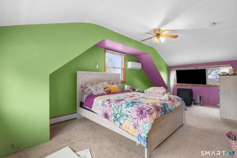 104 Oakdale Street Bridgeport CT 06606