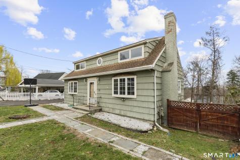 104 Oakdale Street Bridgeport CT 06606