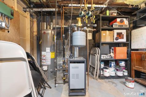 104 Oakdale Street Bridgeport CT 06606