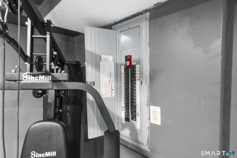 104 Oakdale Street Bridgeport CT 06606