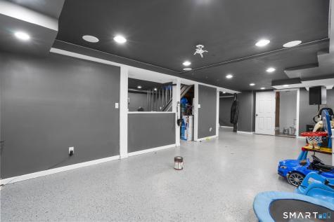 104 Oakdale Street Bridgeport CT 06606