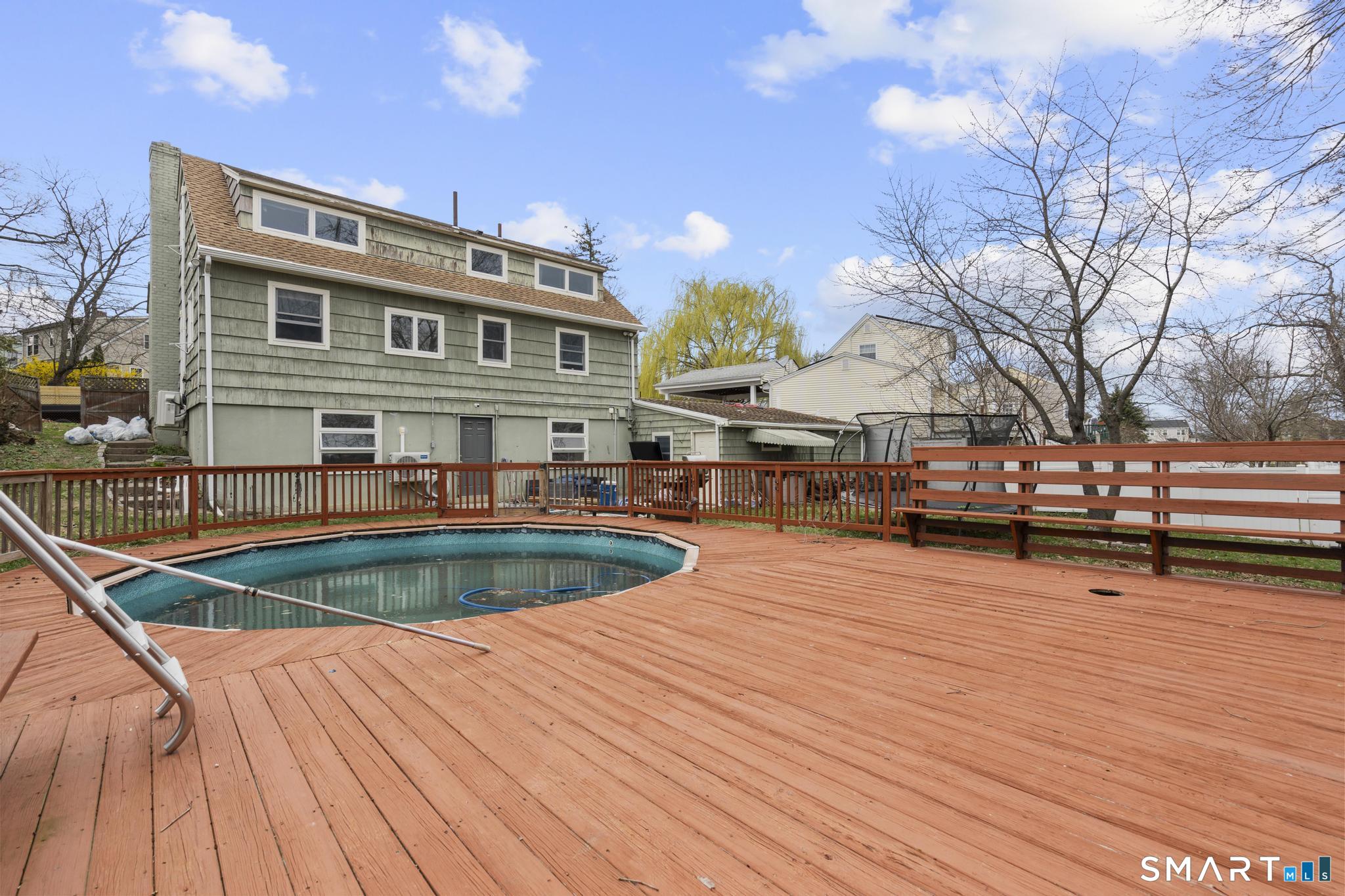 104 Oakdale Street Bridgeport CT 06606