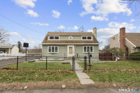 104 Oakdale Street Bridgeport CT 06606