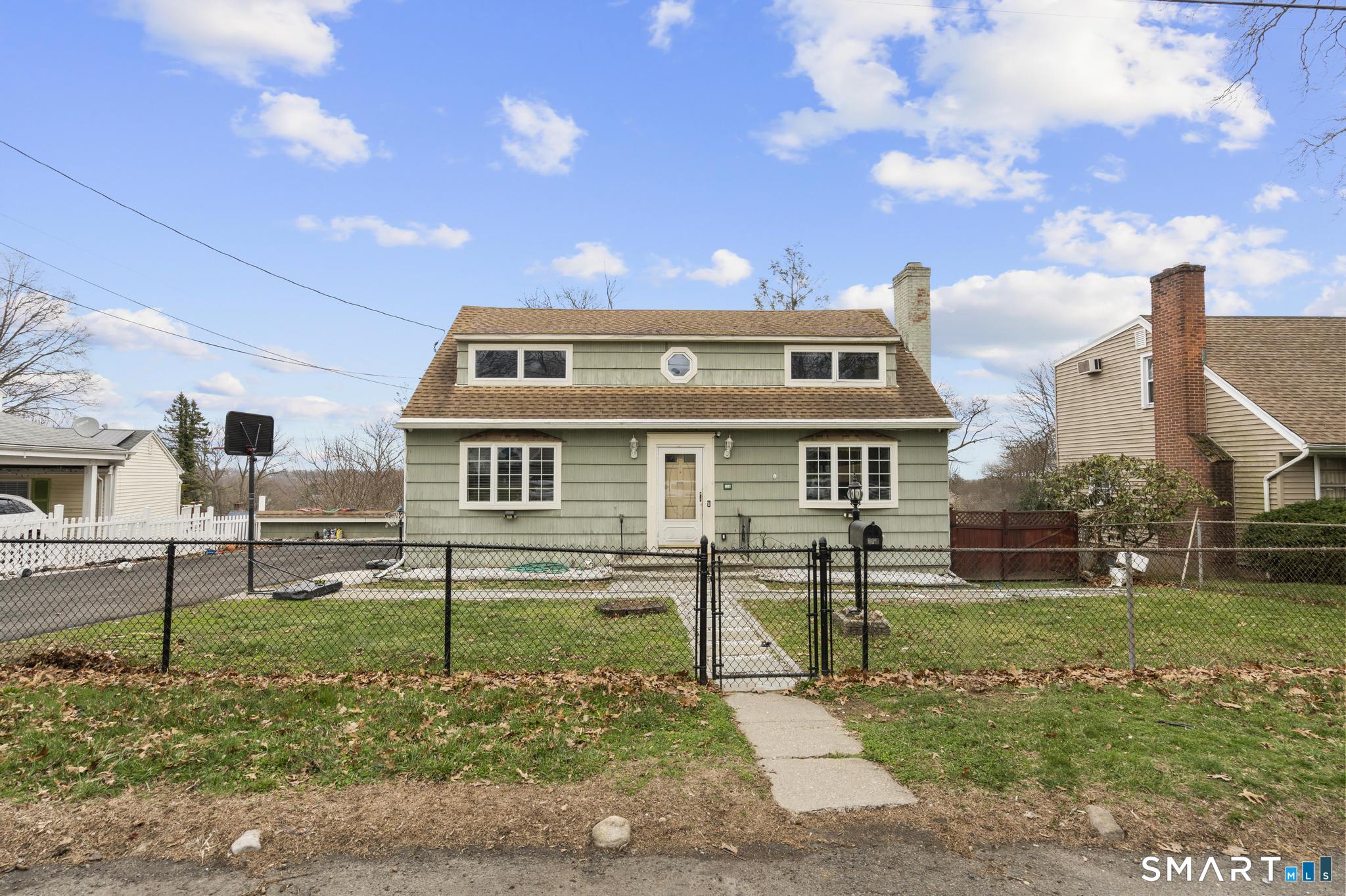 104 Oakdale Street Bridgeport CT 06606
