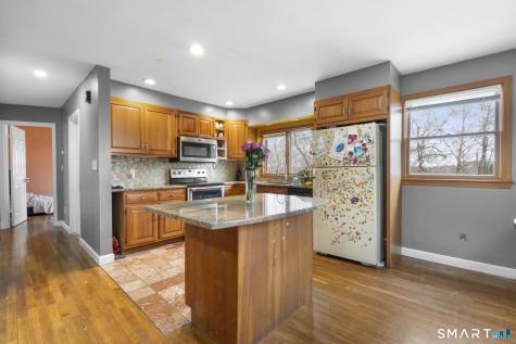 104 Oakdale Street Bridgeport CT 06606