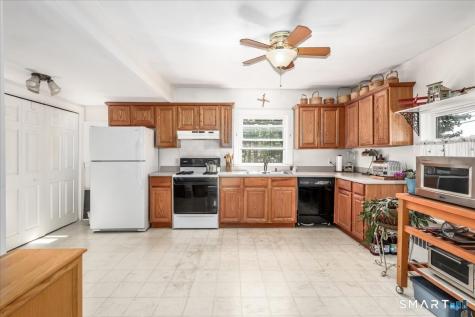 199 Berkshire Road Newtown CT 06482